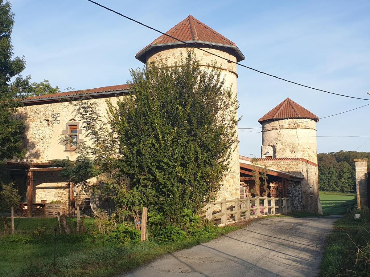 Tour De Charme Atypique Hotel Beauregard-l'Eveque Kültér fotó