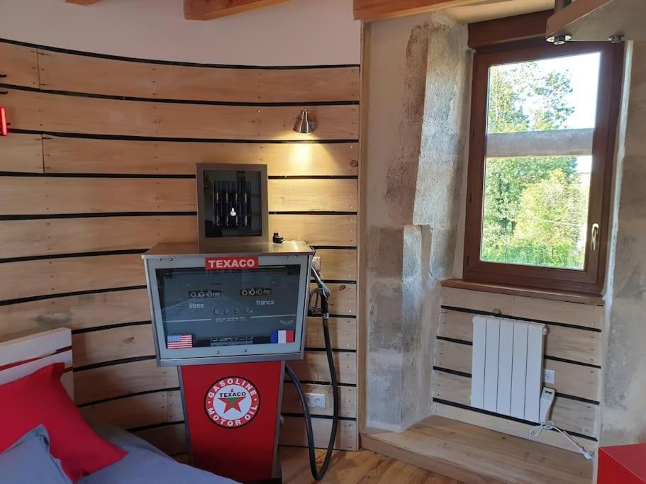 Tour De Charme Atypique Hotel Beauregard-l'Eveque Kültér fotó
