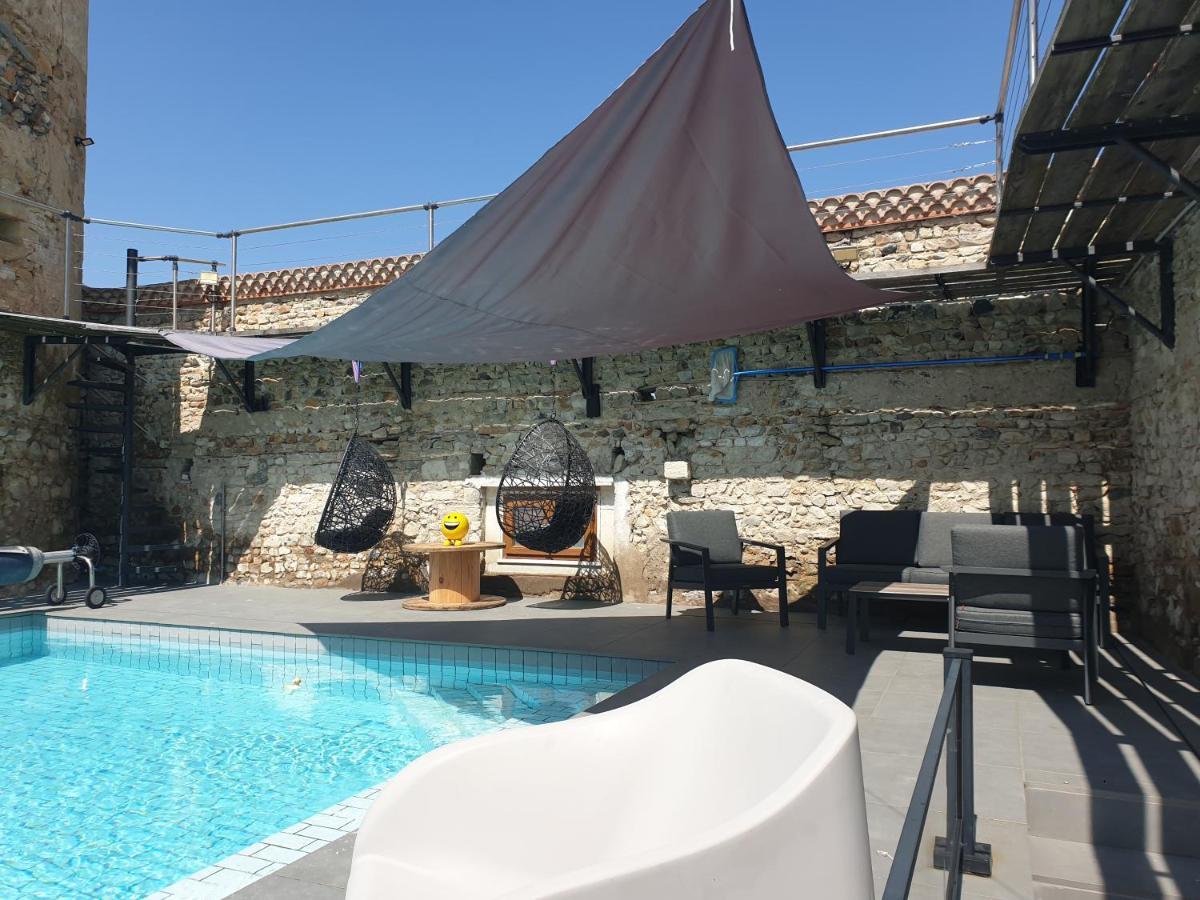 Tour De Charme Atypique Hotel Beauregard-l'Eveque Kültér fotó